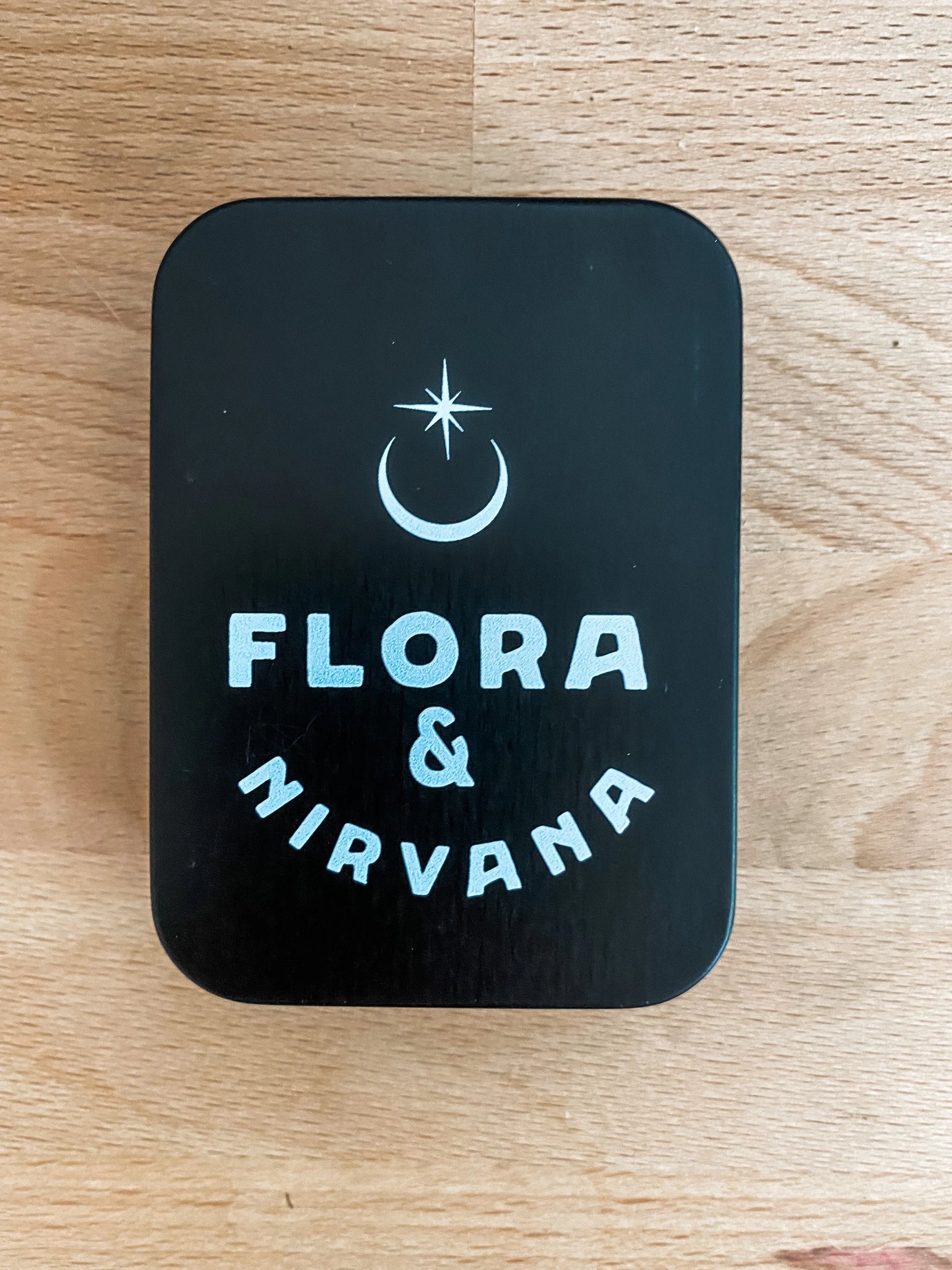 Sunflower Print Windproof Flip Top Lighter - Flora and Nirvana